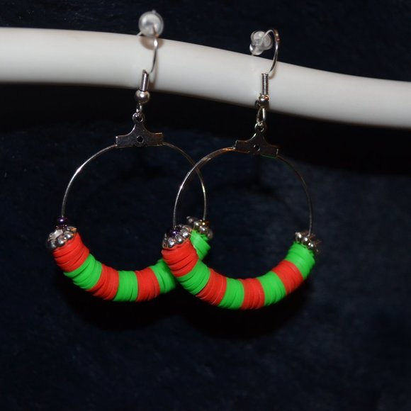 Red & Green Christmas Elf-Themed Clay Beaded Silver-Plated Hanging Earrings - Picture 4 of 4